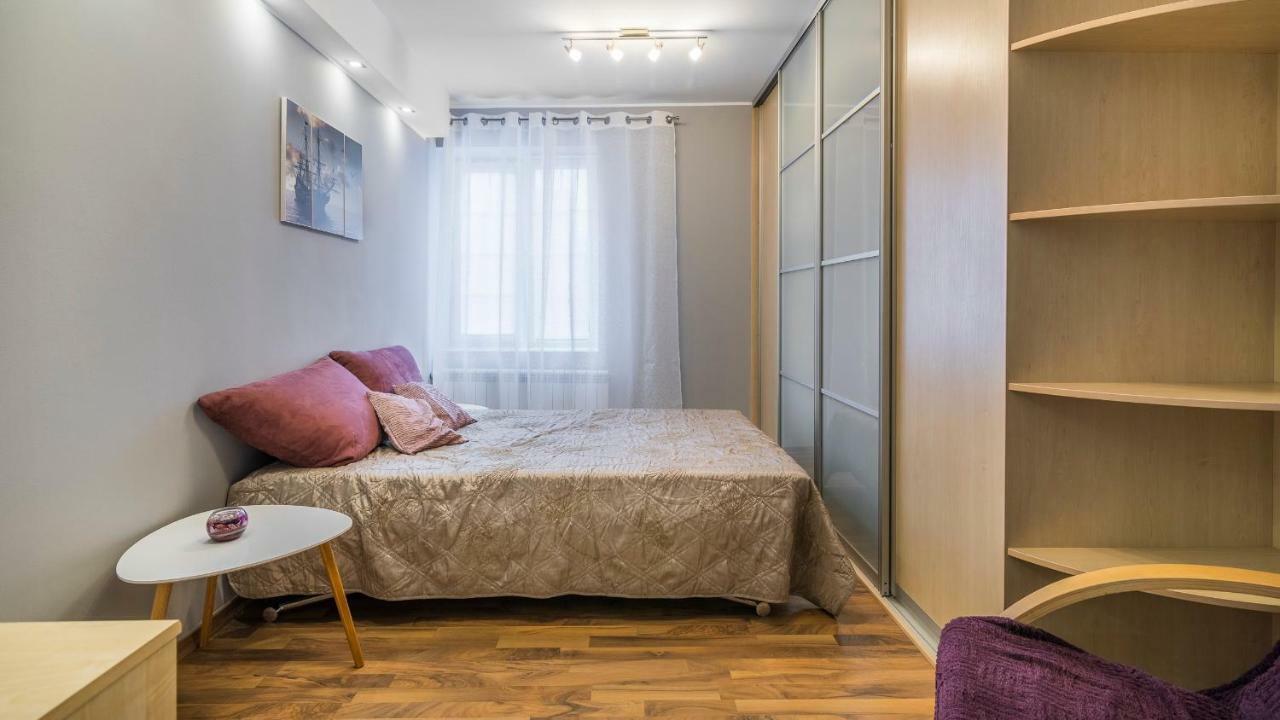 Maya's Flats & - Old Town Piwna * Гданськ